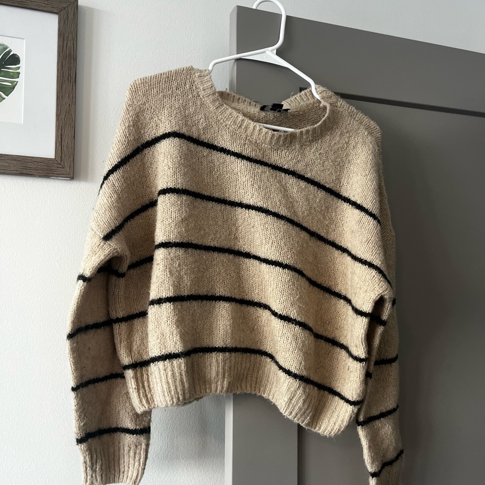 Loose fitted sweater